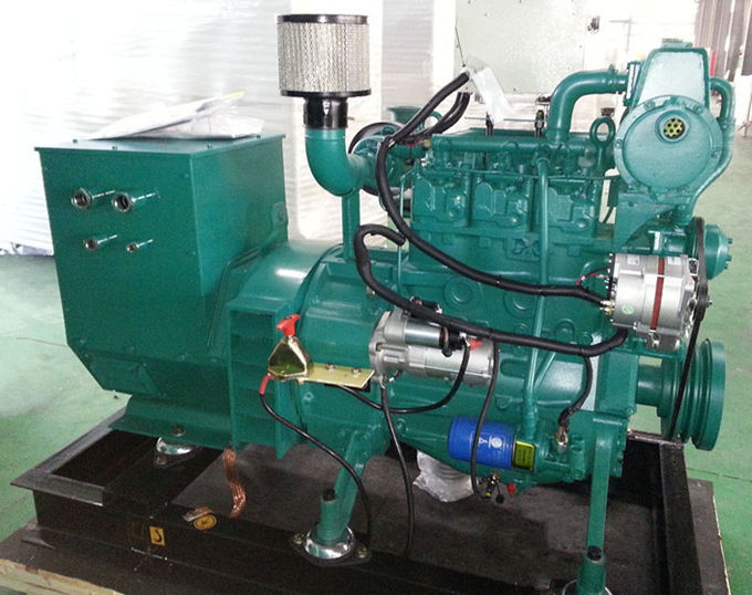 Marinedieselgenerator 30kva 60hz 440V 20kva weichai für sich hin- und herbewegende Klassenzustimmung des Lastkahnes CCS